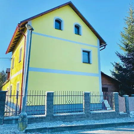 Zluty Dum - Krusne Hory Holiday home Cesky Jiretin