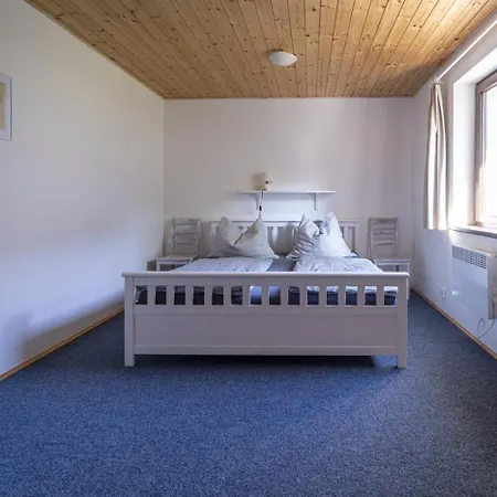 Holiday home Zluty Dum - Krusne Hory Cesky Jiretin